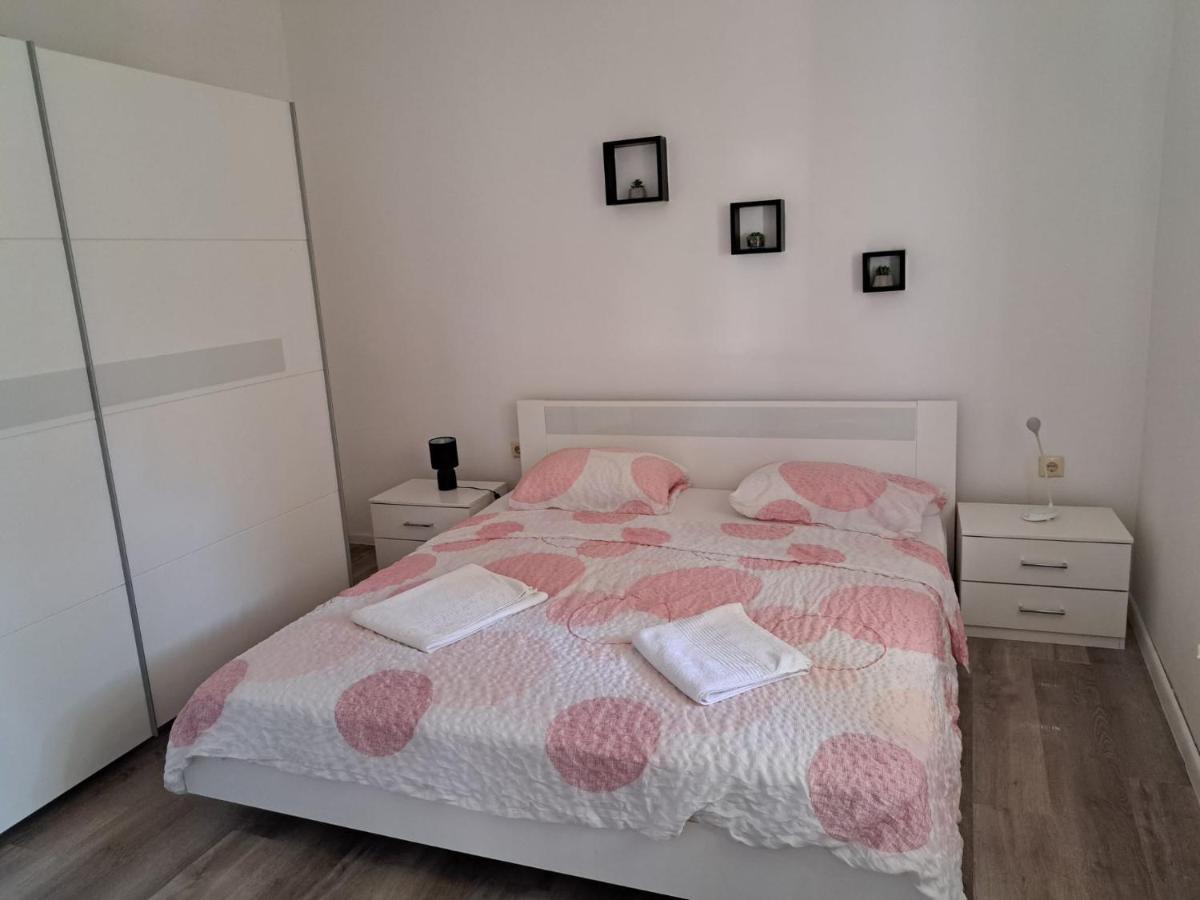 Ground Floor With Parking Erny Apartment *