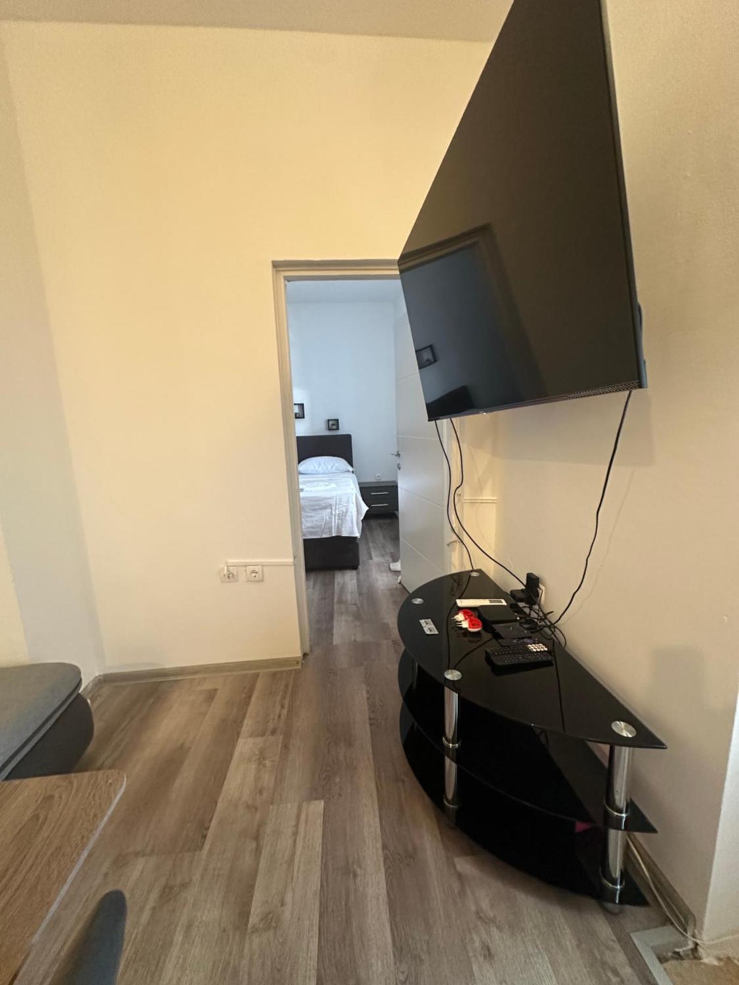 Apartment Ground Floor With Parking Erny *