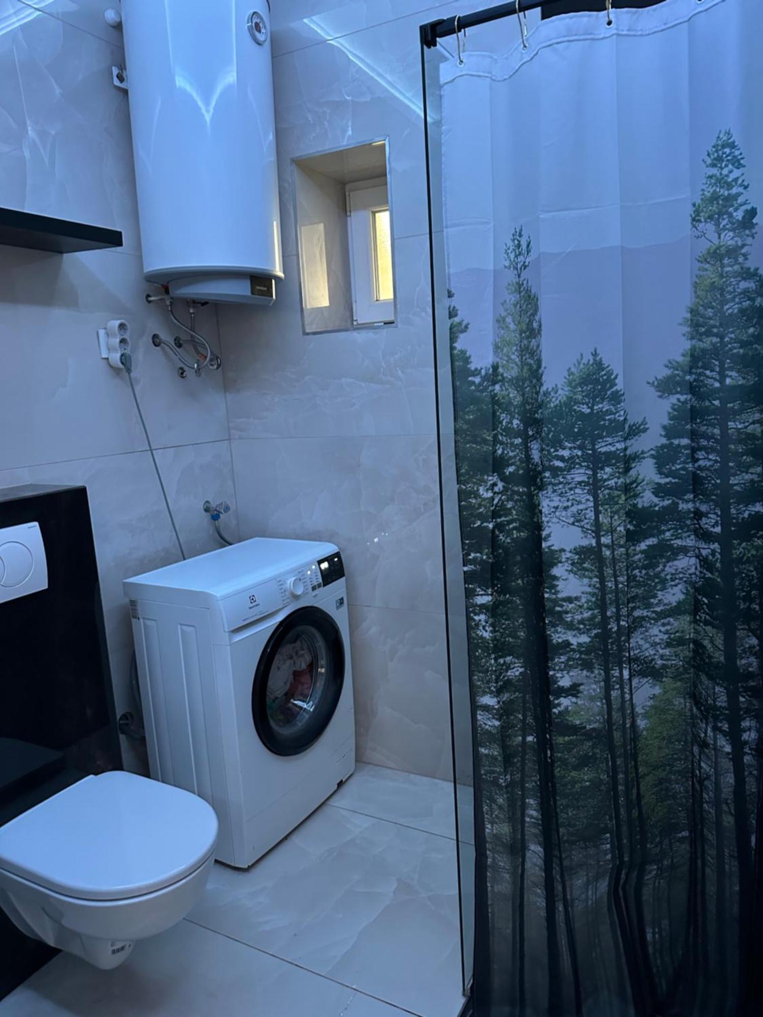 Ground Floor With Parking Erny Apartman